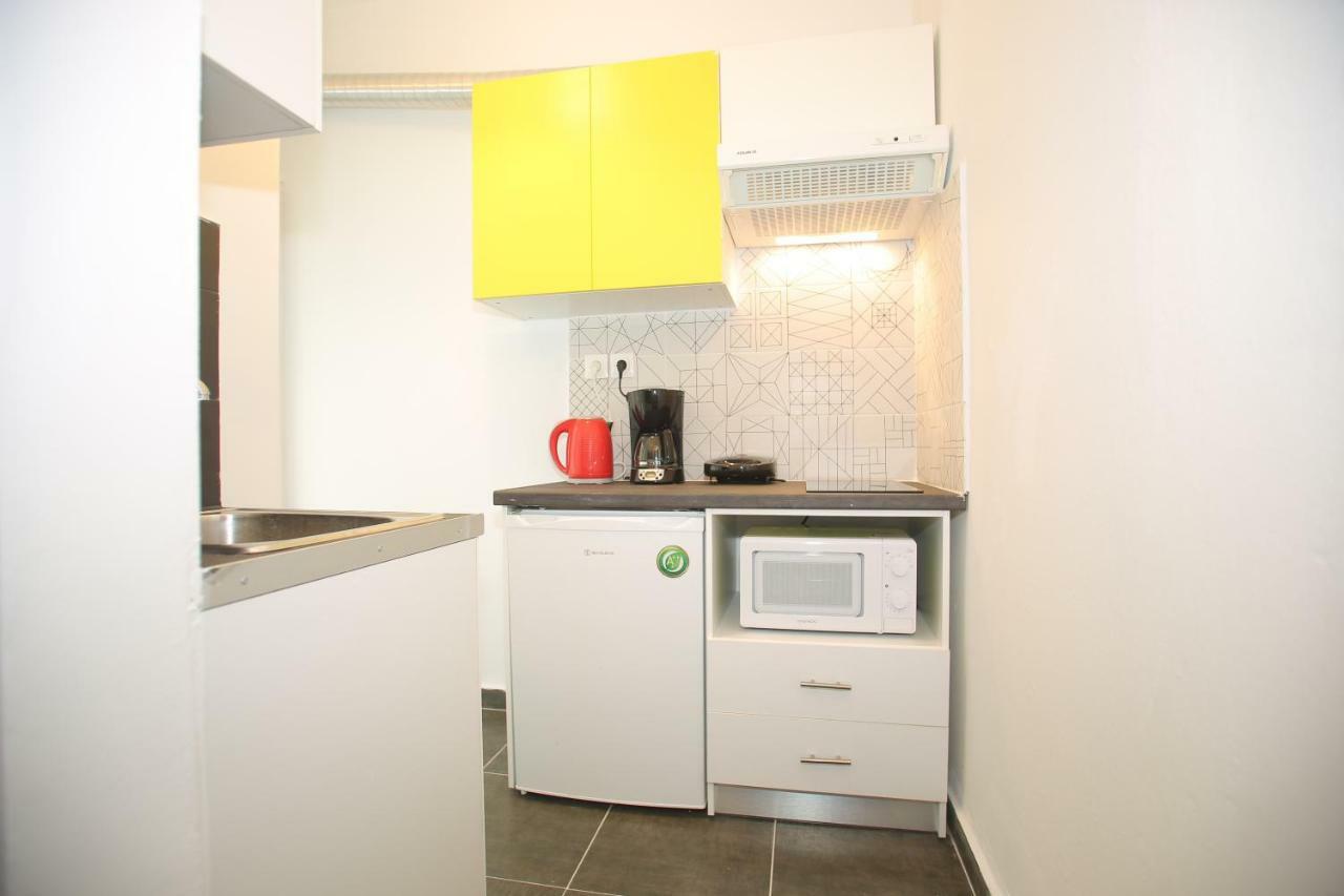 Central Studio Flat Tesalonika Bagian luar foto